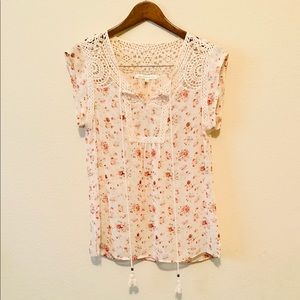Floral print Lace Detail  Sheer Top Front Tie Sz M